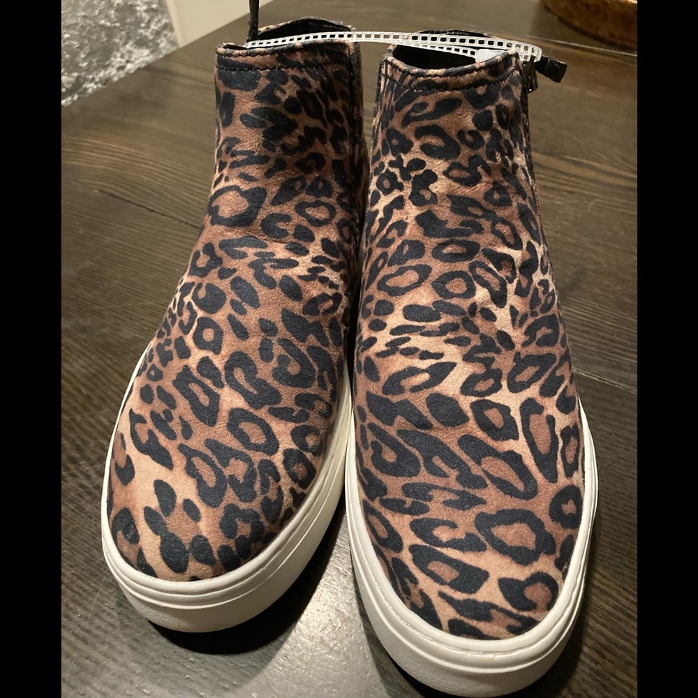 naturalizer celeste sneaker booties